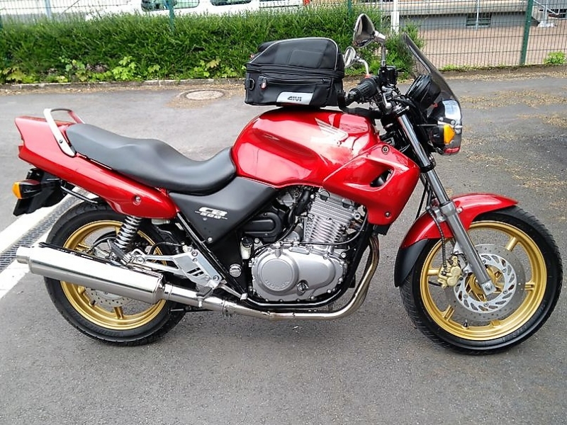 CB 500 - 2001